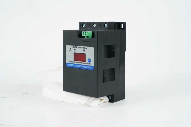 Hoe u samengestelde schakelaars met condensatoren gebruikt om te schakelen